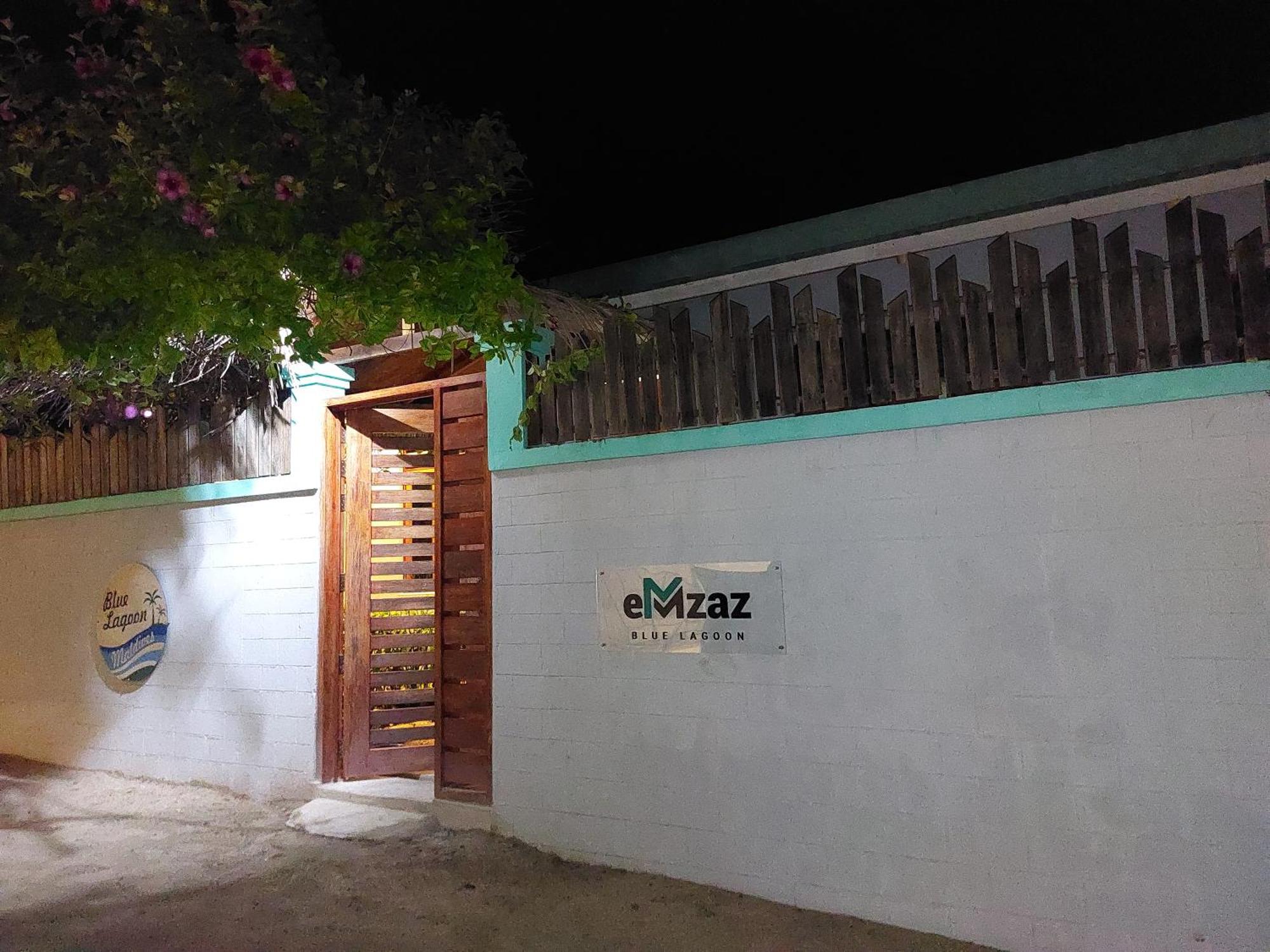 Emzaz Blue Lagoon Ugoofaaru Exteriér fotografie