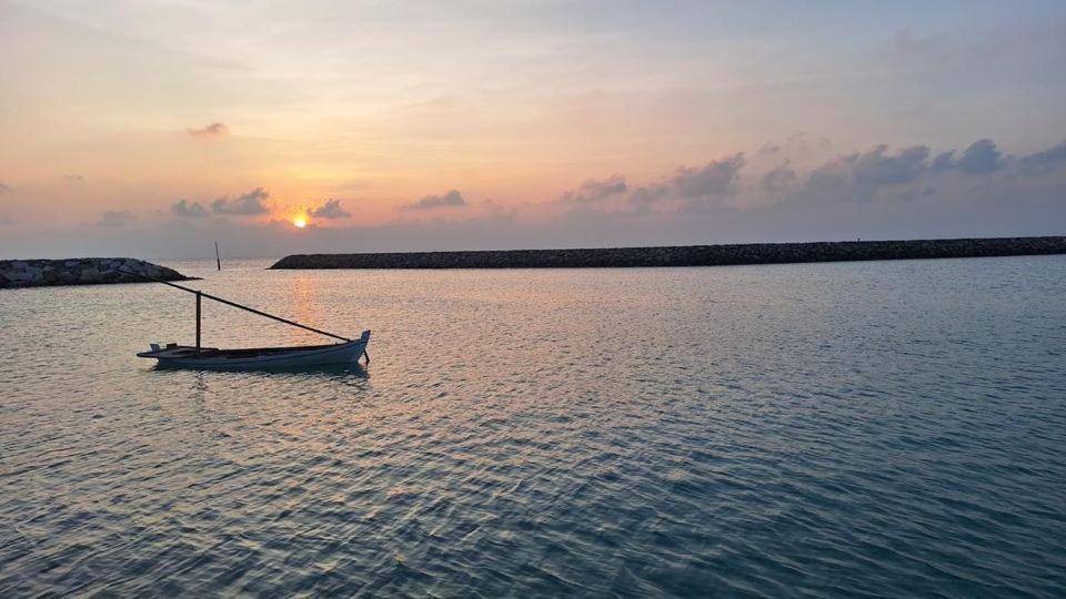 Emzaz Blue Lagoon Ugoofaaru Exteriér fotografie