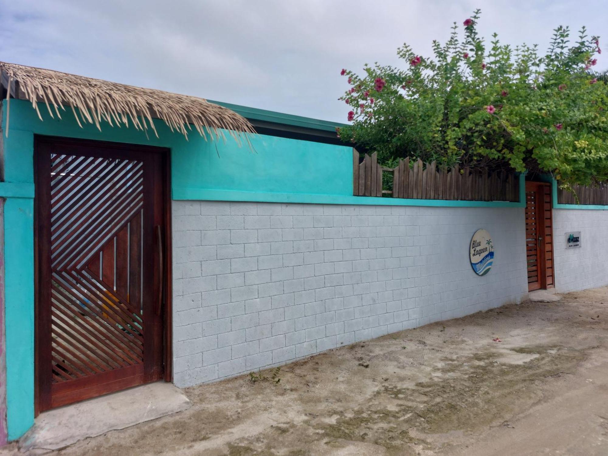 Emzaz Blue Lagoon Ugoofaaru Exteriér fotografie